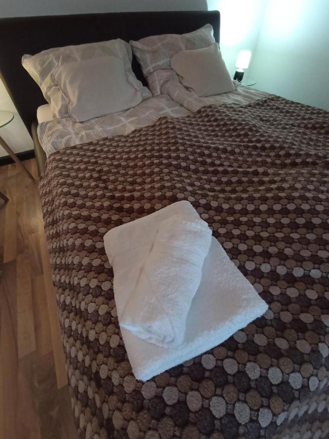 Borostyan Apartmanhaz Morahalom Luaran gambar