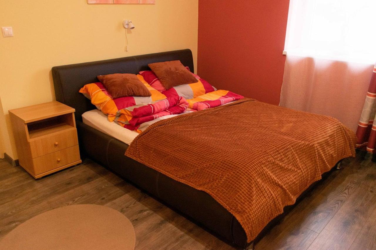 Borostyan Apartmanhaz Morahalom Luaran gambar