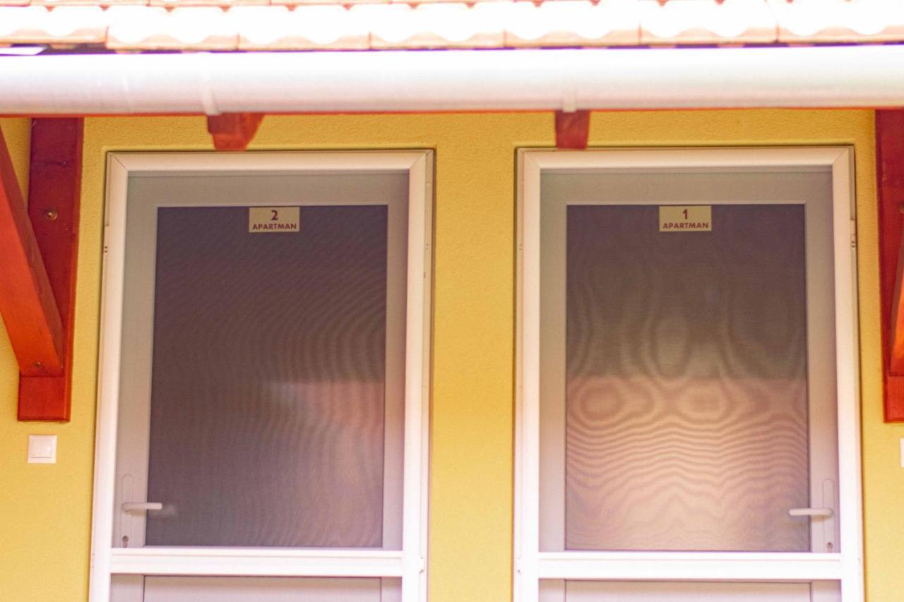 Borostyan Apartmanhaz Morahalom Luaran gambar