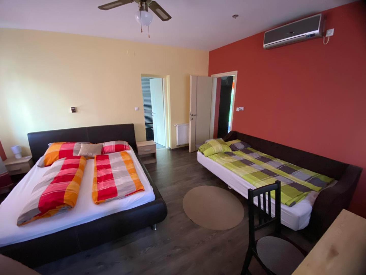 Borostyan Apartmanhaz Morahalom Luaran gambar