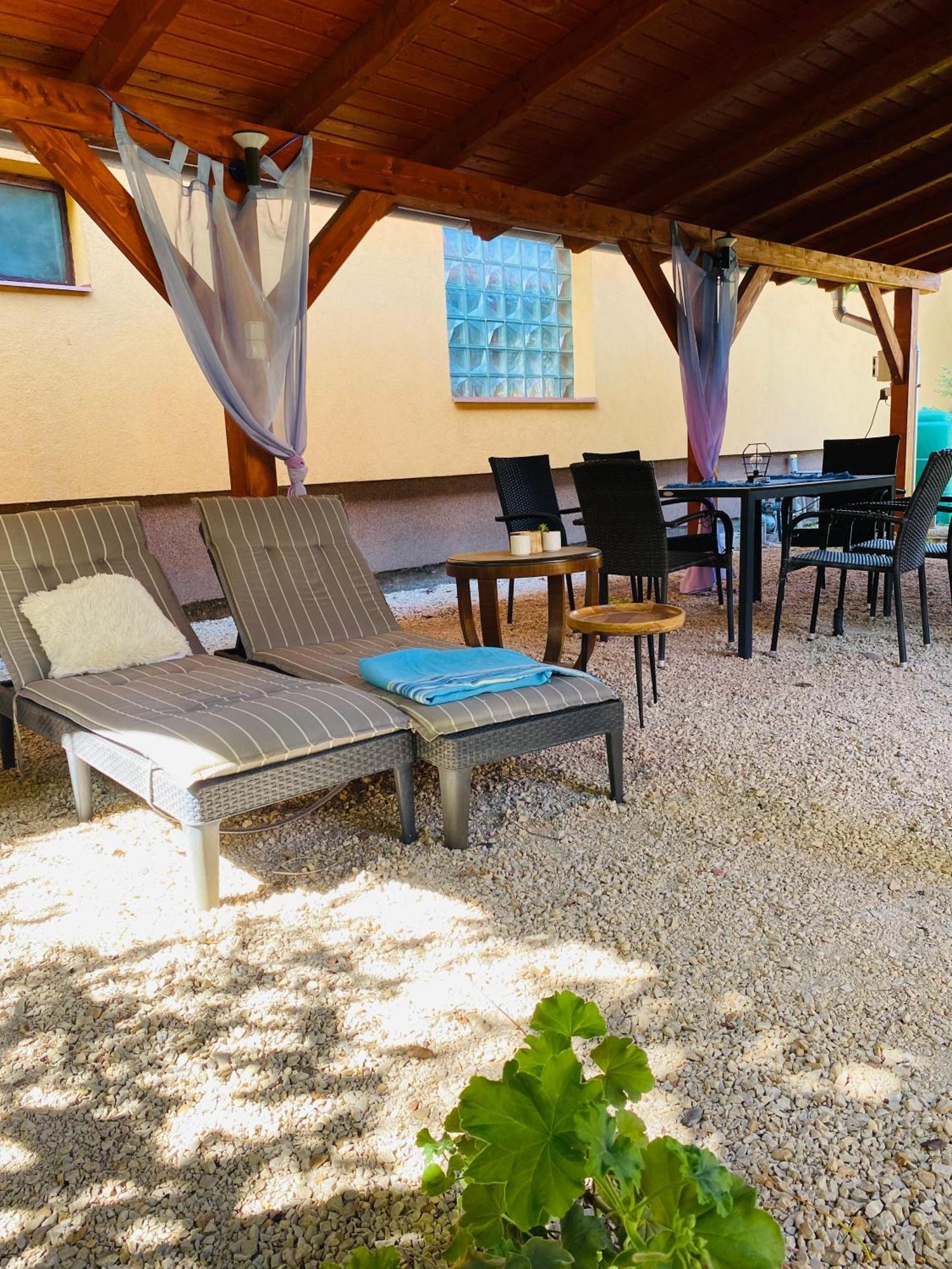 Borostyan Apartmanhaz Morahalom Luaran gambar