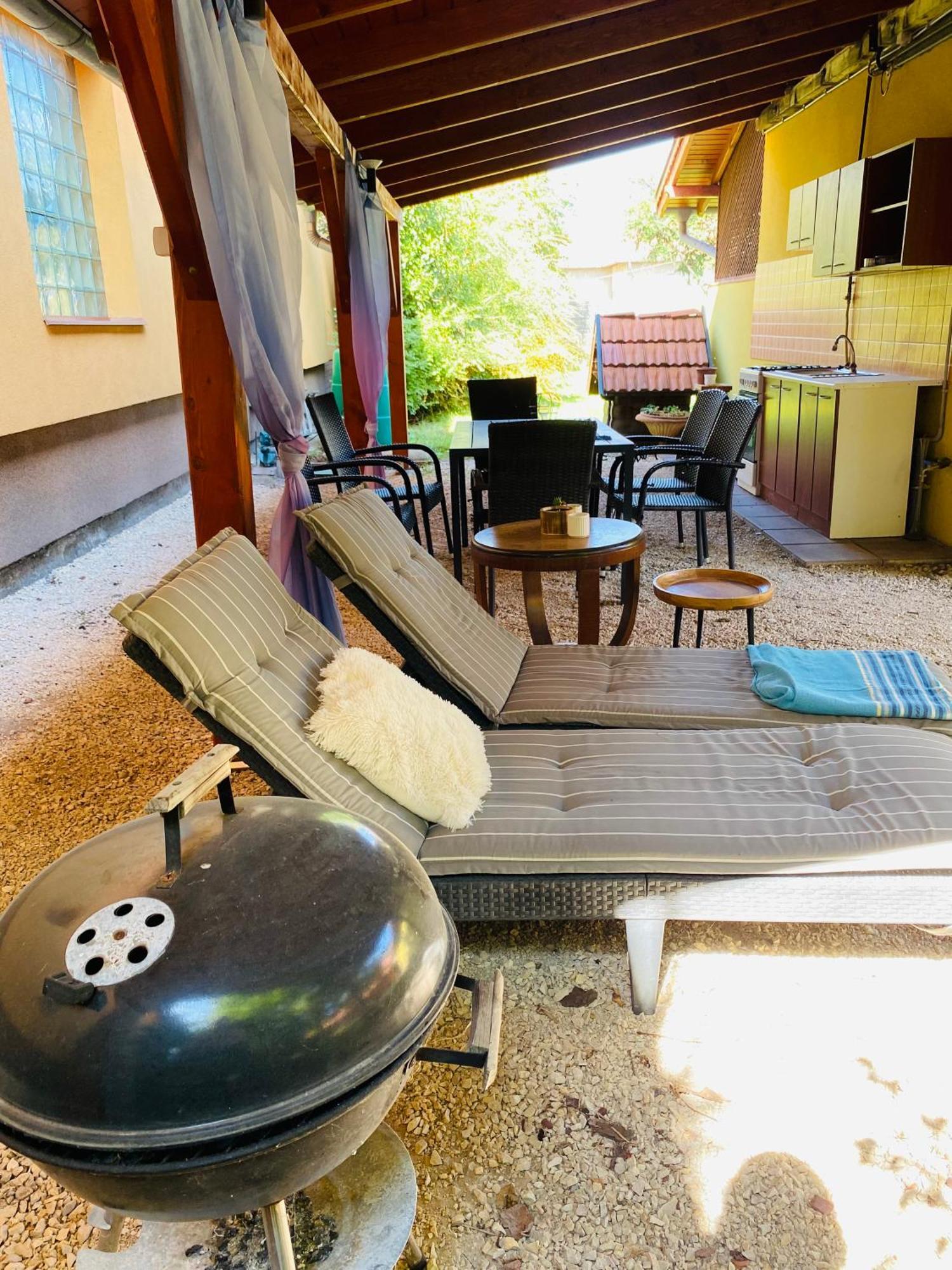 Borostyan Apartmanhaz Morahalom Luaran gambar