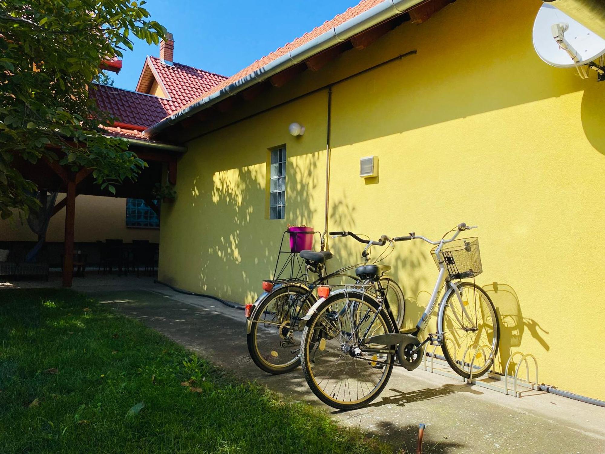 Borostyan Apartmanhaz Morahalom Luaran gambar